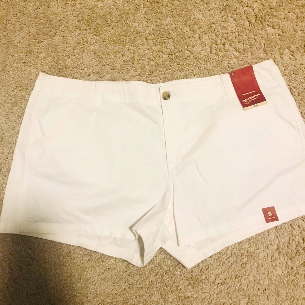 White Arizona Shorts- size 19